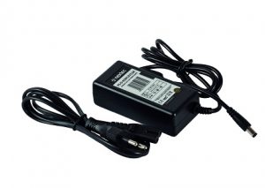 UITVERKOOP 12V LED TRANSFORMATOR WIRED 42W